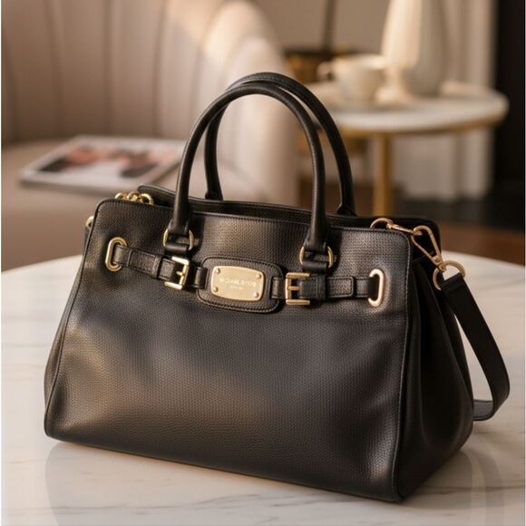 Michael kors black large purse - Picture 1 of 13